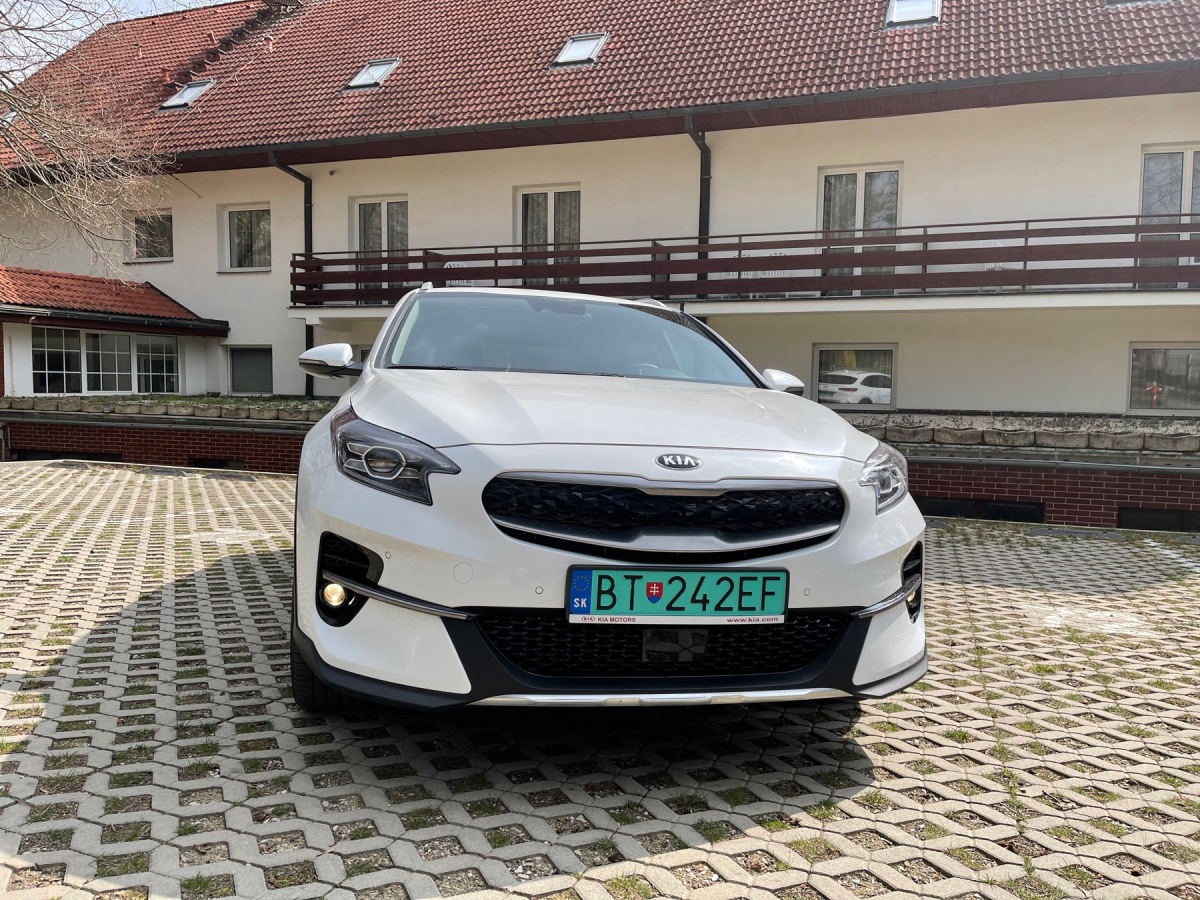 Kia XCeed plug-in hybrid (2021)