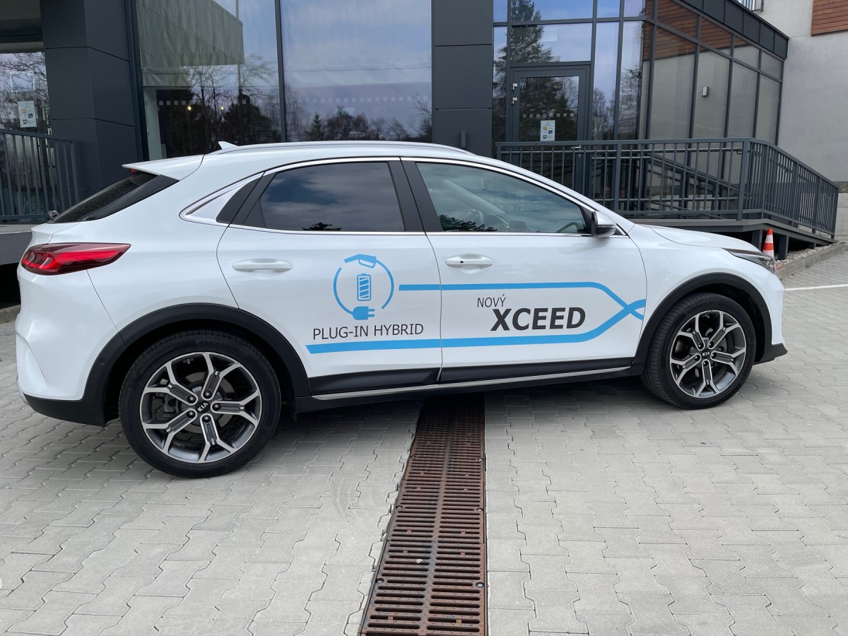 Kia XCeed plug-in hybrid (2021)