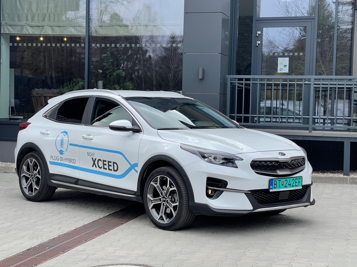 Kia XCeed plug-in hybrid (2021)