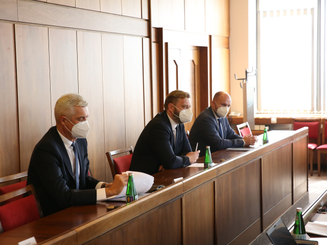 NR SR: Rokovanie Výboru pre obranu a bezpeènos