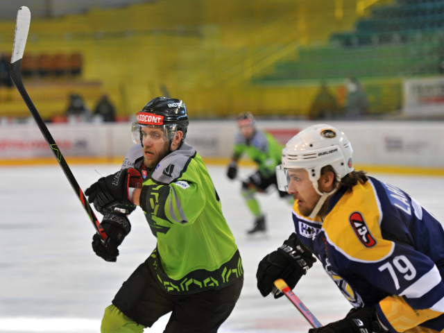 Jakub Linet, Timi Lahtinen