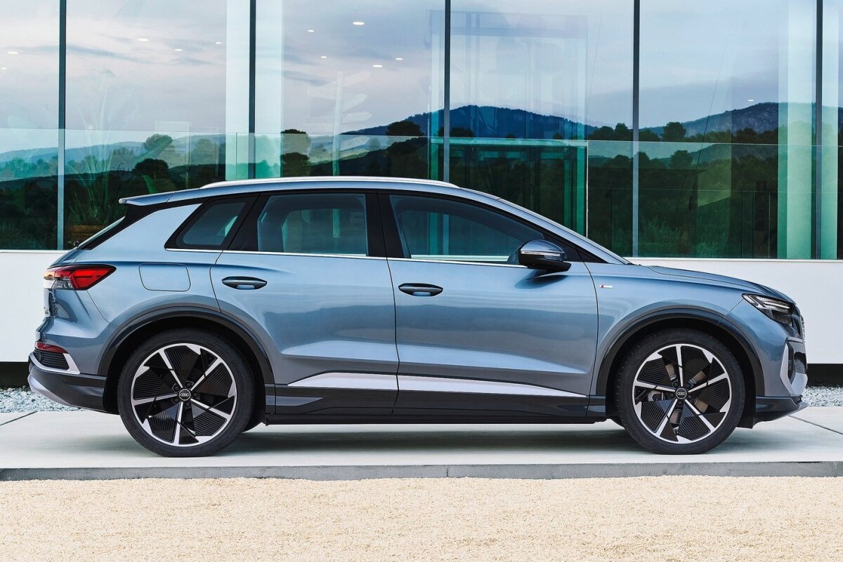 Audi Q4 e-tron - 2021