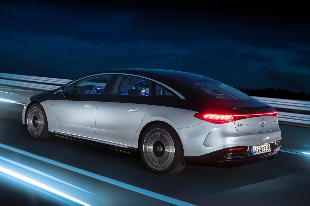 Mercedes-Benz EQS - 2021
