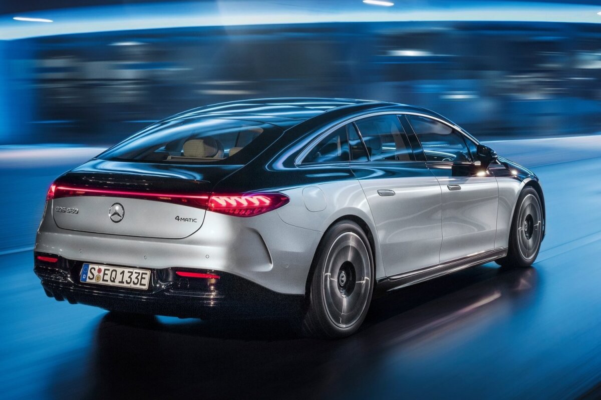 Mercedes-Benz EQS - 2021