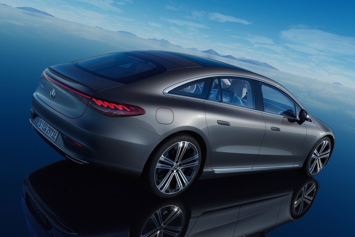 Mercedes-Benz EQS - 2021