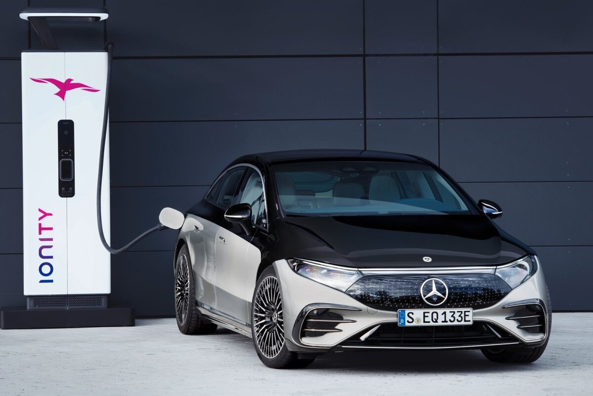 Mercedes-Benz EQS - 2021