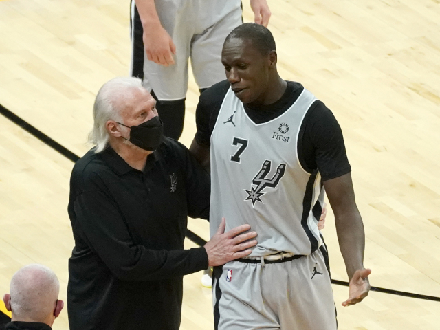 Gregg Popovich, Gorgui Dieng