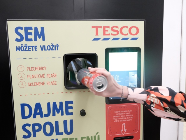 tesco, senec, pet fľaše