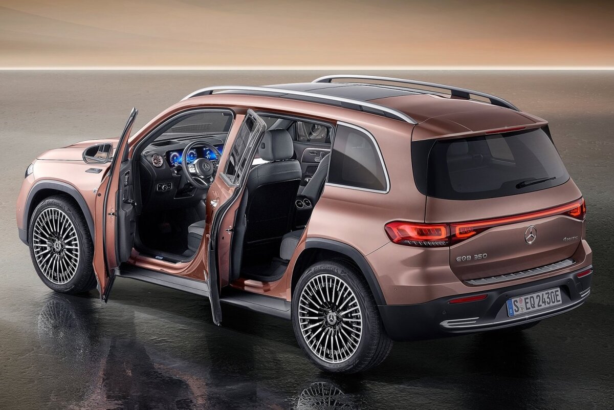 Mercedes-Benz EQB - 2021