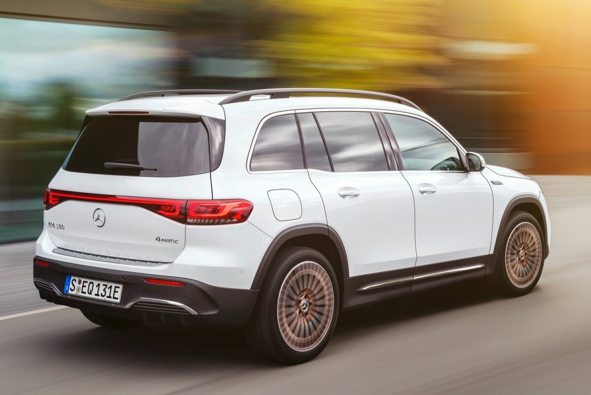 Mercedes-Benz EQB - 2021