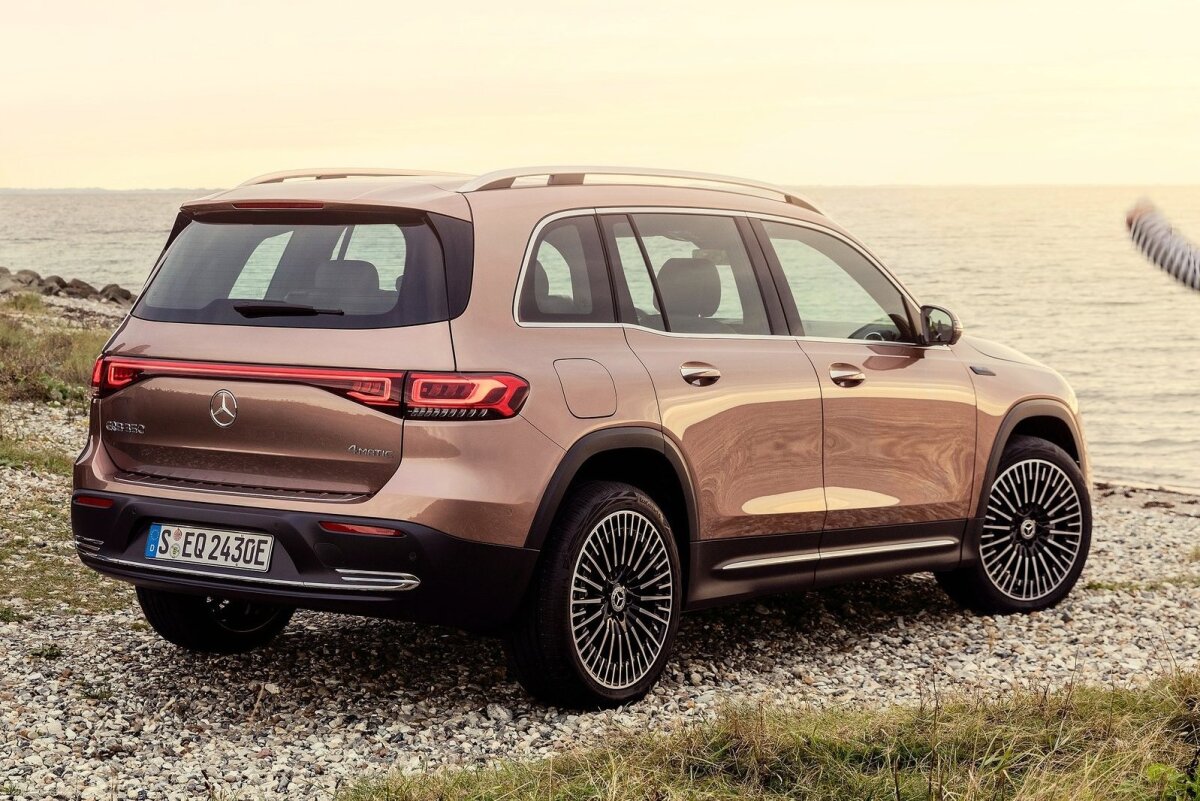 Mercedes-Benz EQB - 2021
