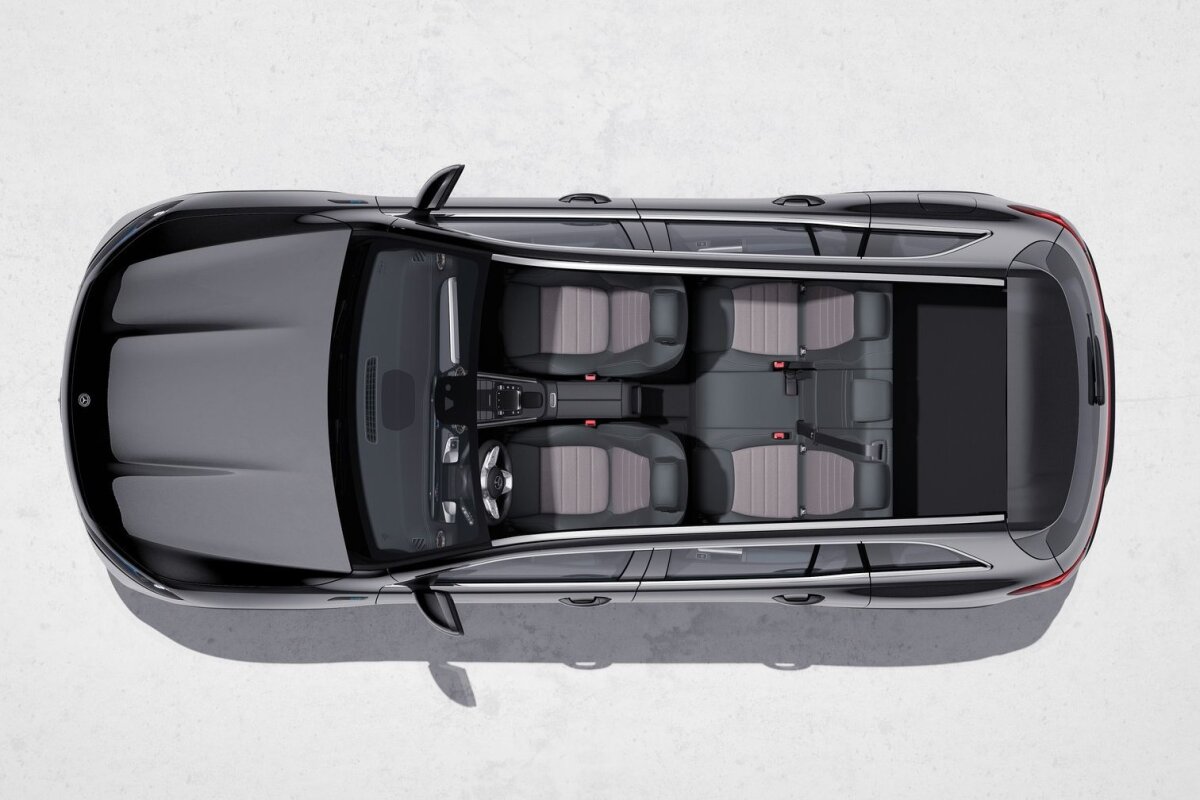 Mercedes-Benz EQB - 2021