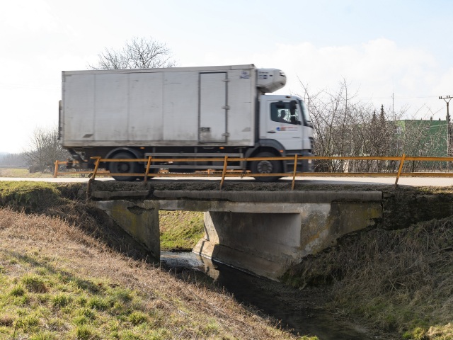 Šurianky / Most / Kamión /
