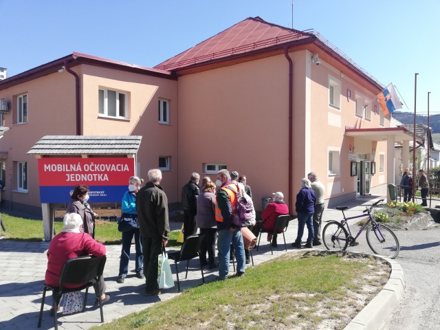 vakcina, ockovanie, korona, pandemia, mobilne ockovanie, Pfizer