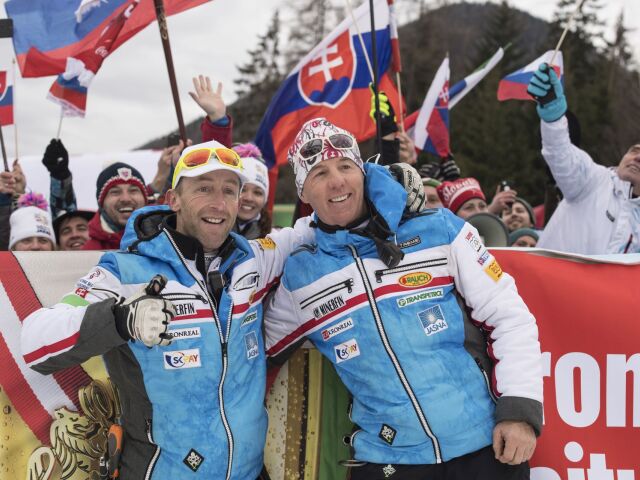 Rakúsko SR Alpské Lyžovanie Slalom Magoni