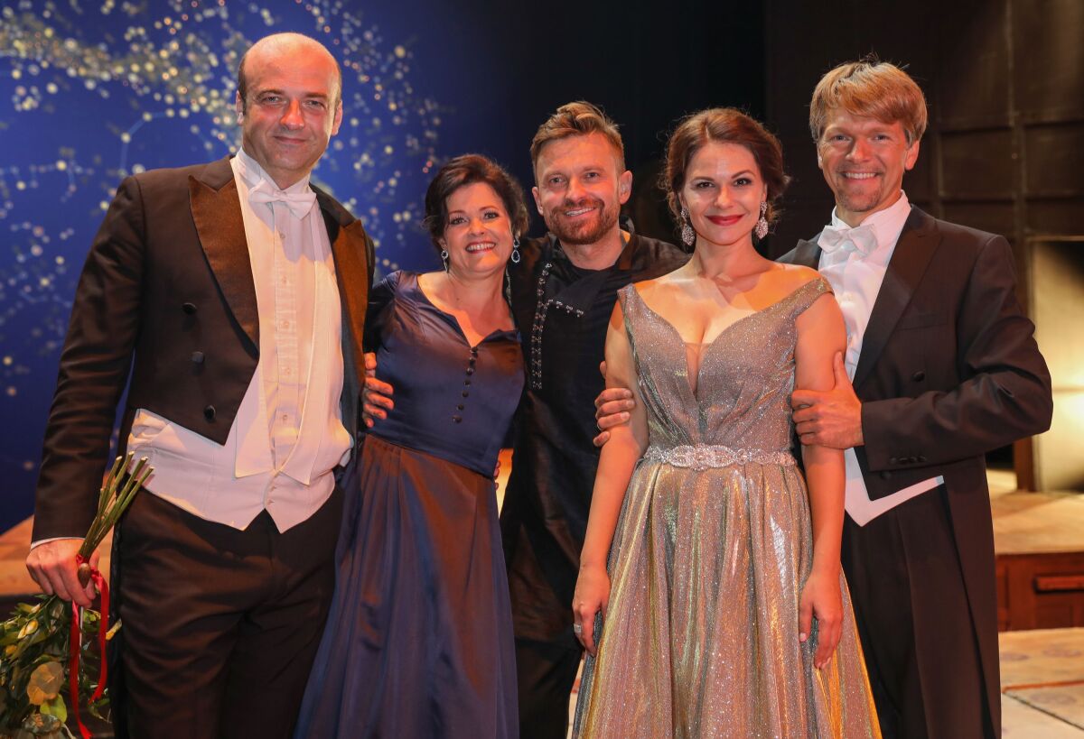 Koncert Pavol Bršlík a jeho hostia Rastislav Stur  Lubica Vargicova  Pavol Brslik  Eva Hornyakova  Pavol Remenar FOTO Jozef Barinka