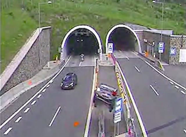 nehoda tunel