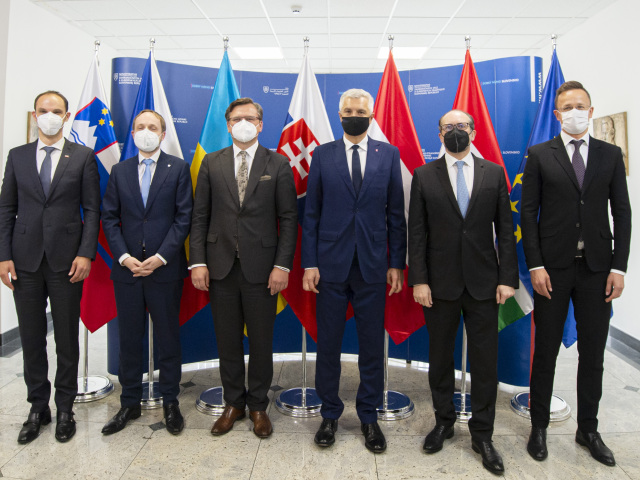 MZVaEZ ministri stretnutie C5 Ukrajina