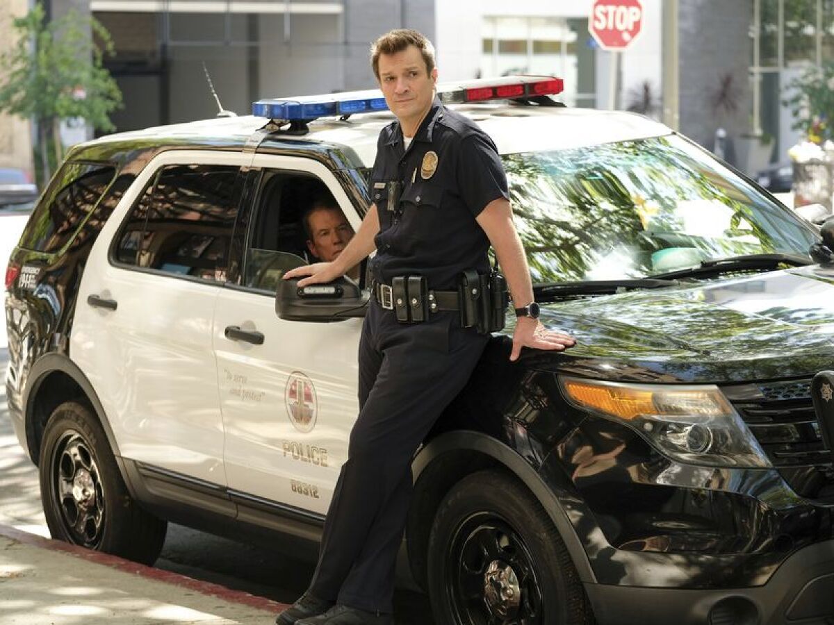 the rookie, nathan fillion,