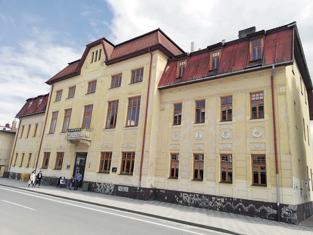 knižnica, Zvolen