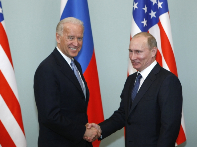 Rusko-USA Putin Biden summit možný jún Kremeľ