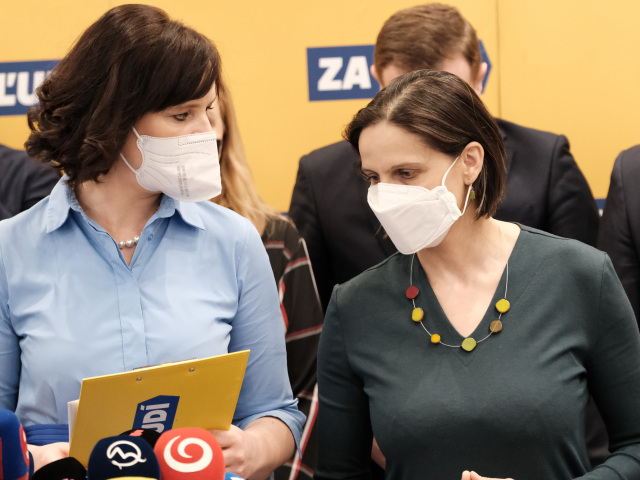 Veronika Remišová a Mária Kolíková