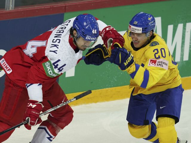 Matěj Stránský, Lawrence Pilut