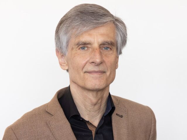 Peter Weiss