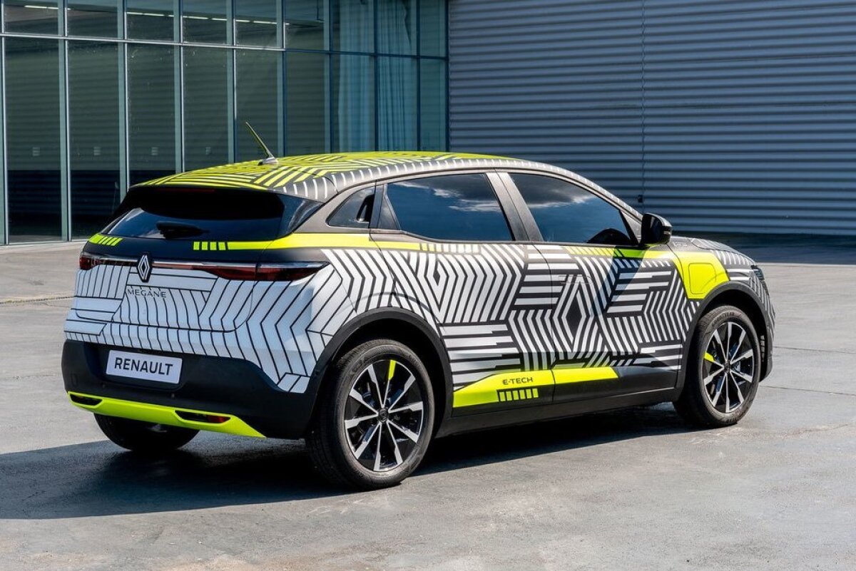 Renault Mégane E-Tech Electric - prototypy 2021