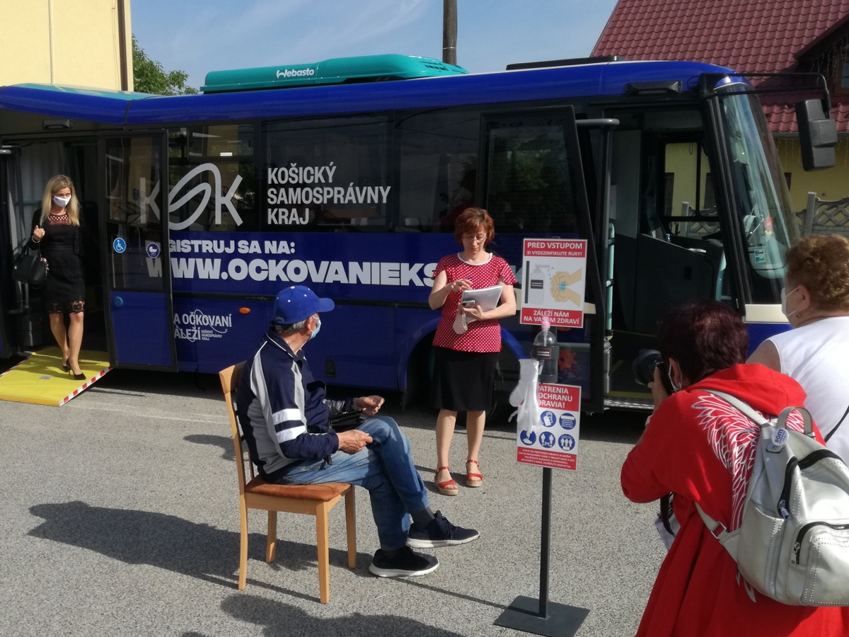 očkovanie koronavírus autobus