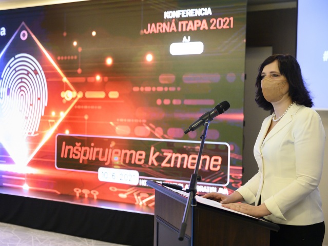 Veronika Remišová, ITAPA