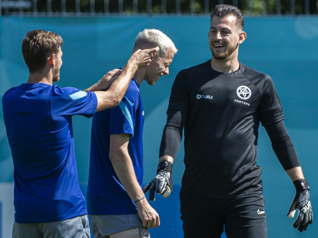 Rusko Petrohrad SR Repre Futbal ME2020 Tréning