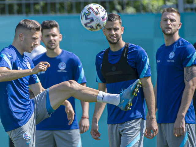 Rusko Petrohrad SR Repre Futbal ME2020 Tréning