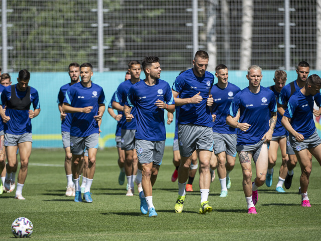 Rusko Petrohrad SR Repre Futbal ME2020 Tréning