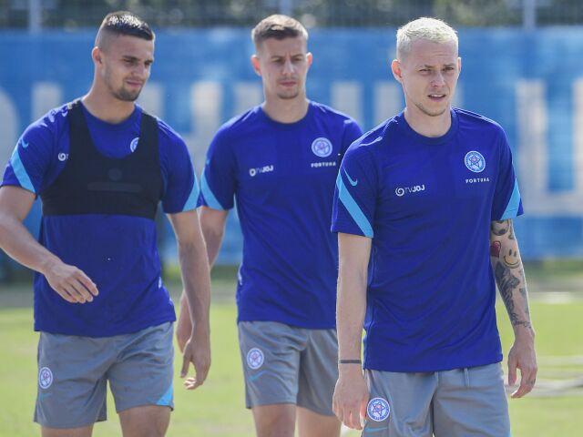 Rusko Petrohrad SR Repre Futbal ME2020 Tréning
