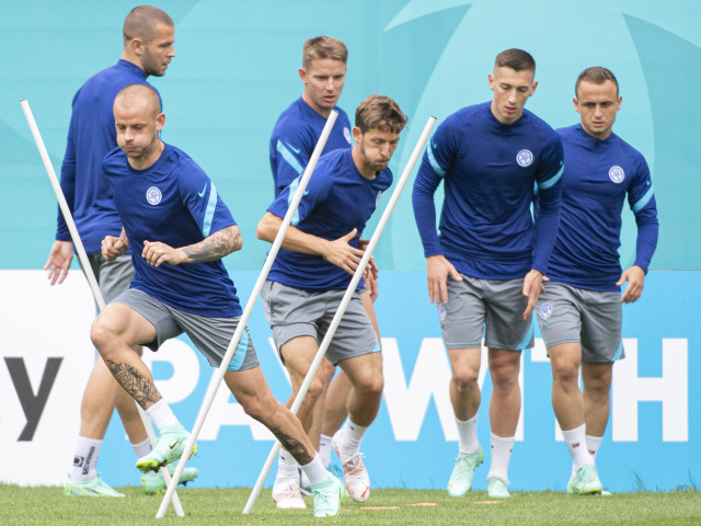 Rusko Petrohrad SR Repre Futbal ME2020 Tréning