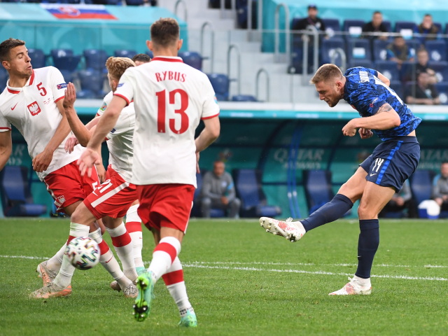 Rusko SR futbal ME2020 E Poľsko Slovensko škriniar