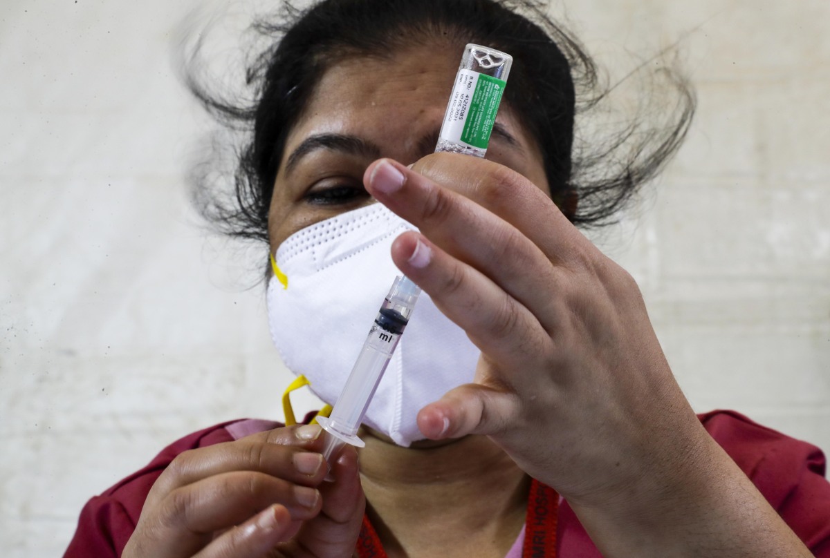 India, koronavírus, Covishield