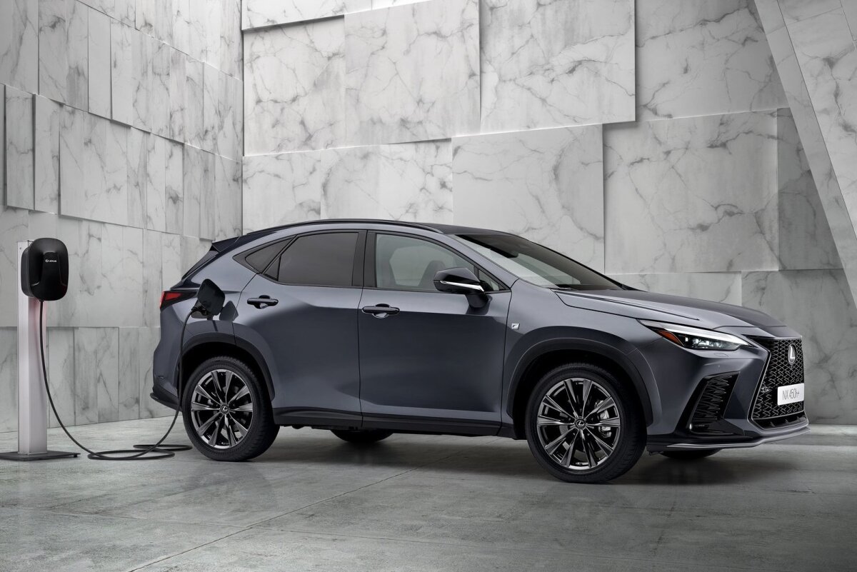 Lexus NX - 2021