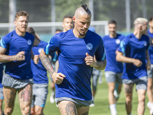 Rusko Petrohrad SR Repre Futbal ME2020 Tréning