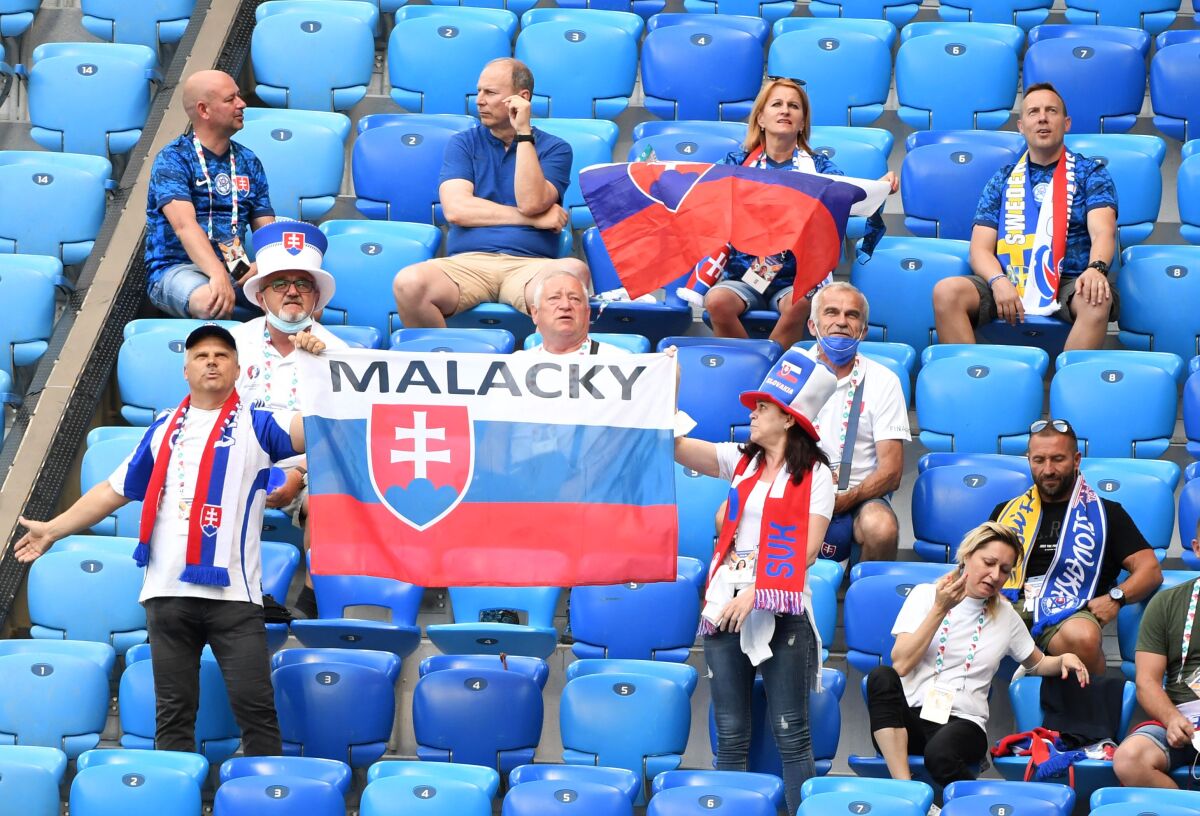 Rusko SR Slovensko Švédsko futbal ME2020 E