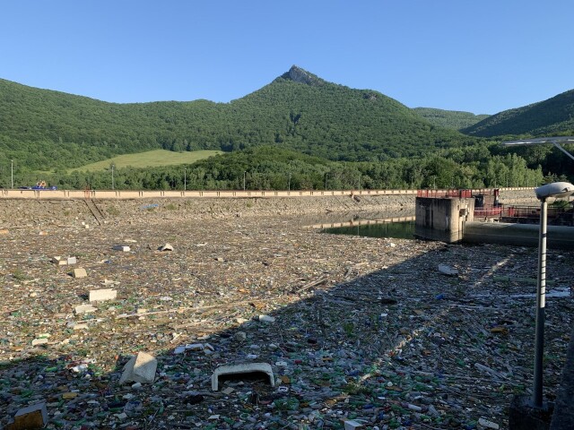 Ružín, neporiadok