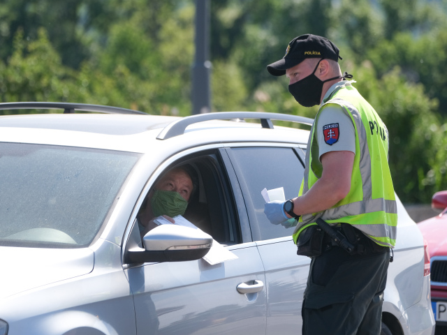 hranica, repatrianti, karanténa,