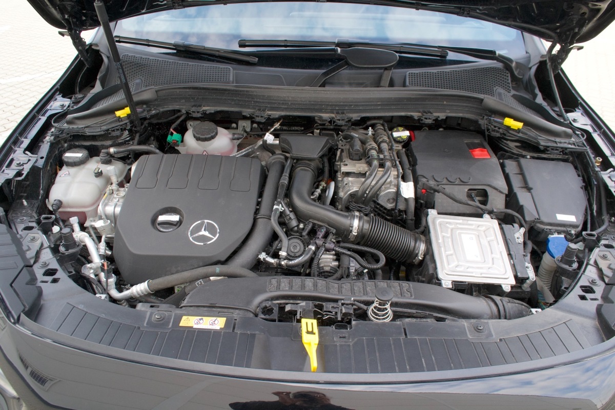 Mercedes GLA 250 e (2021)