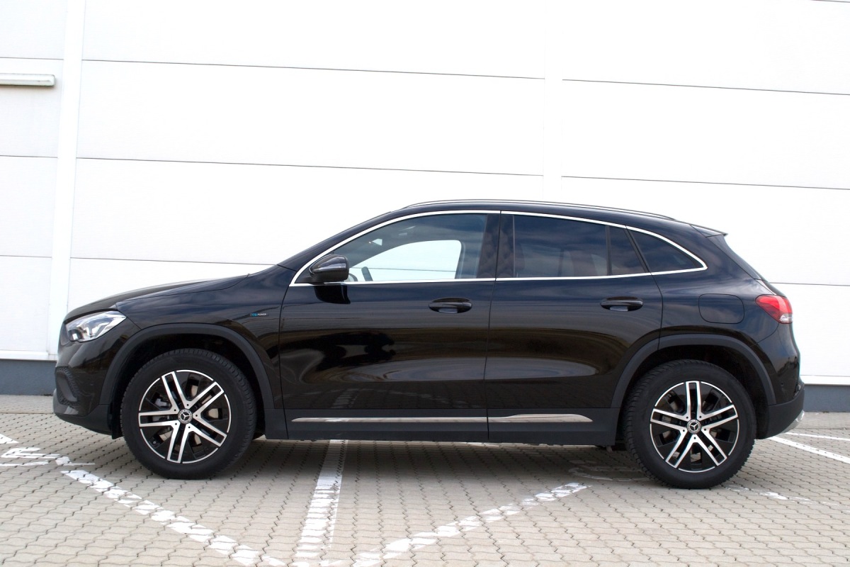 Mercedes GLA 250 e (2021)