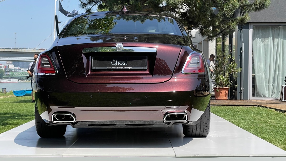 Rolls-Royce Ghost (2021)