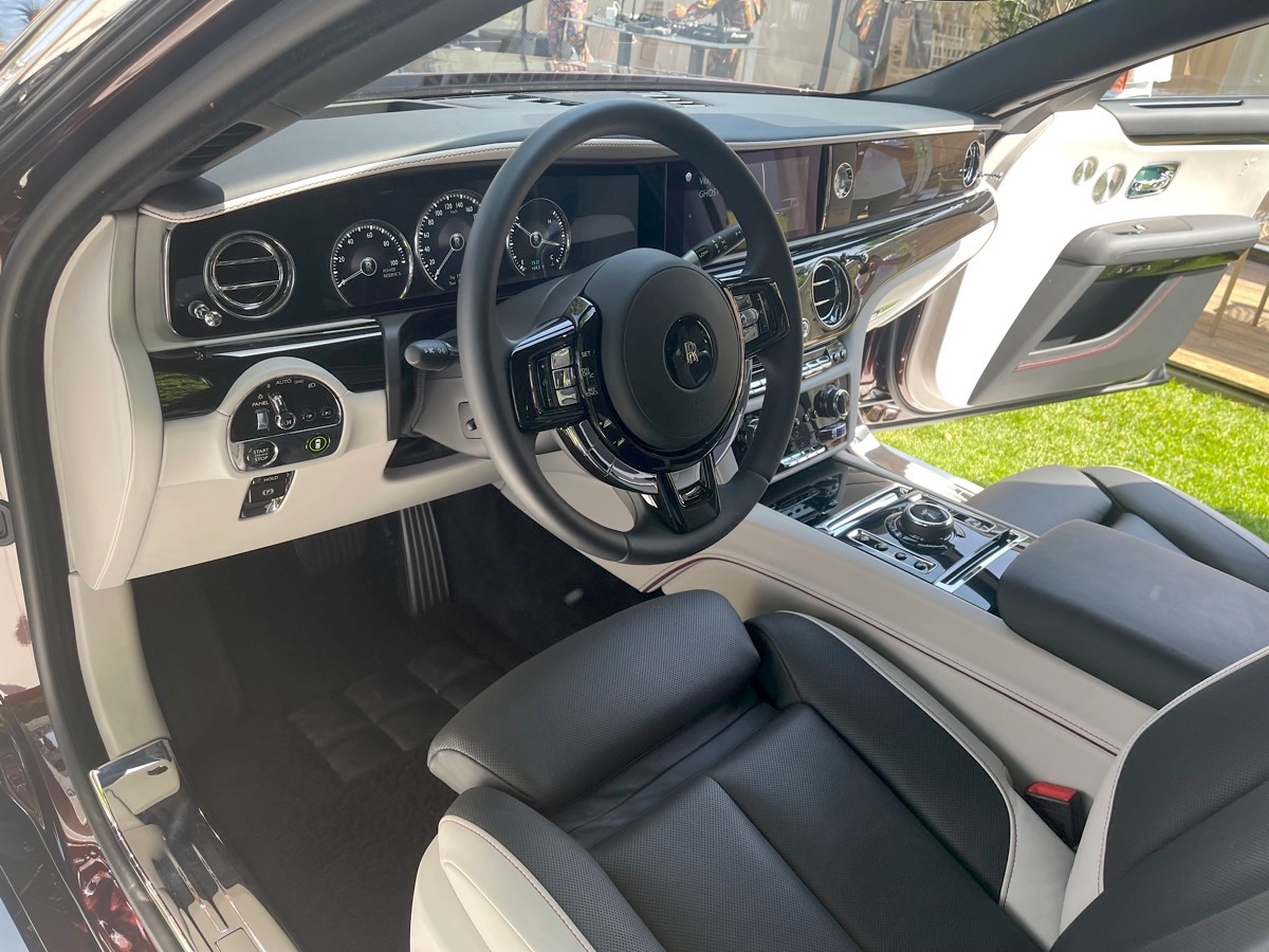 Rolls-Royce Ghost (2021)