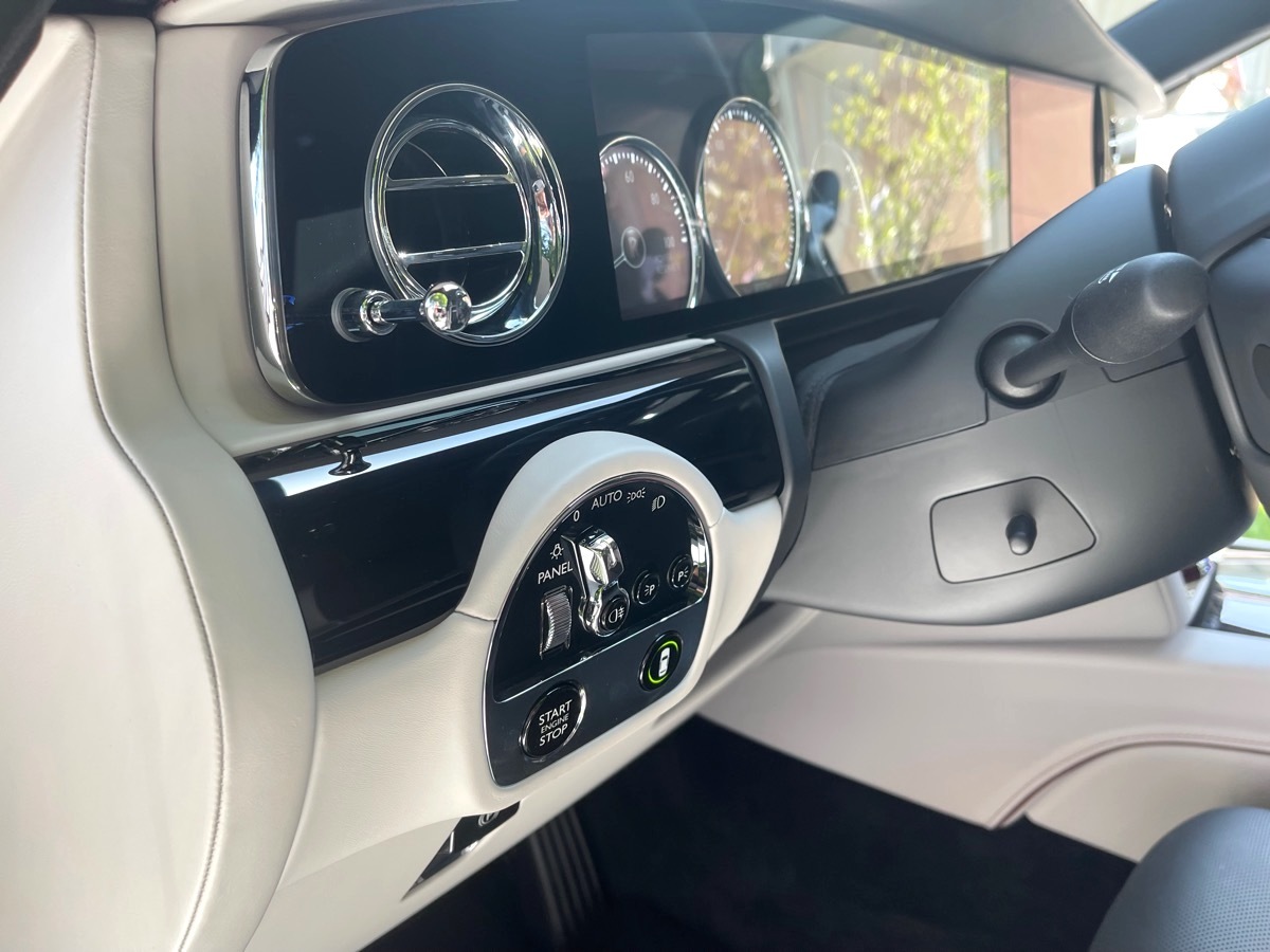 Rolls-Royce Ghost (2021)