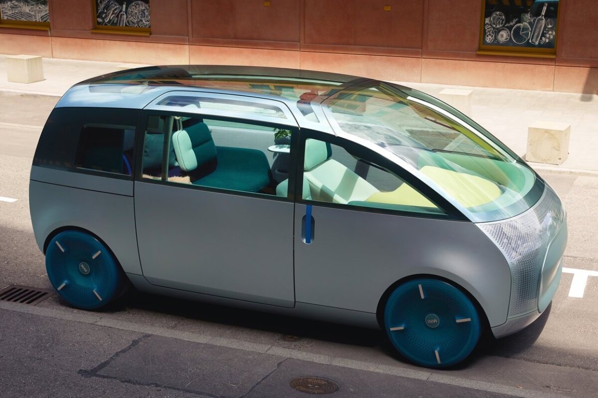 Mini Vision Urbanaut Concept - 2021