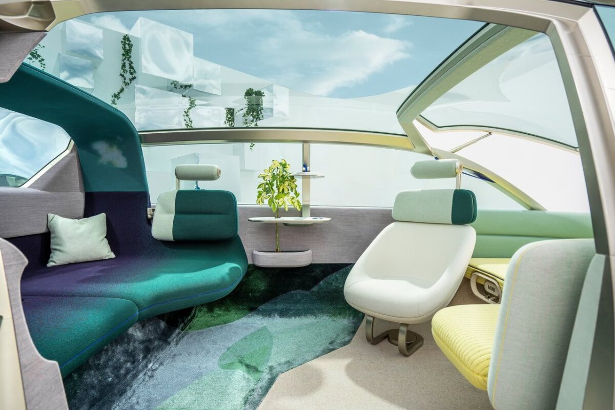 Mini Vision Urbanaut Concept - 2021